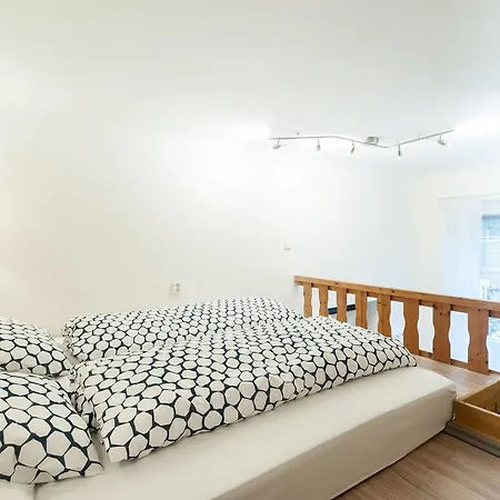 아파트 Cozy Private In The City Center *