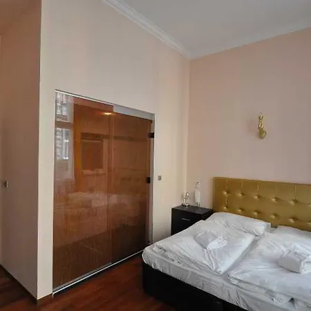 Hotel Star 4*