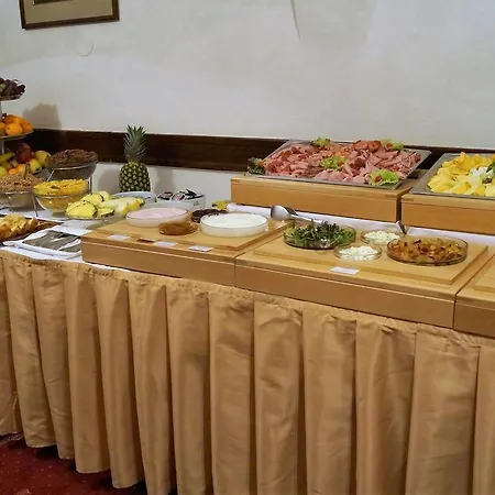 Hotel U 3 Pstrosu Praha