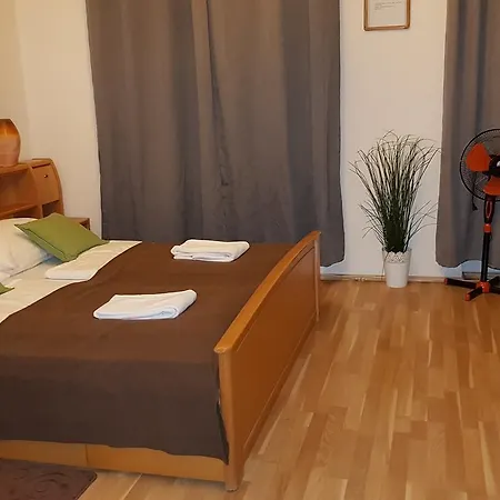 01 * Prague