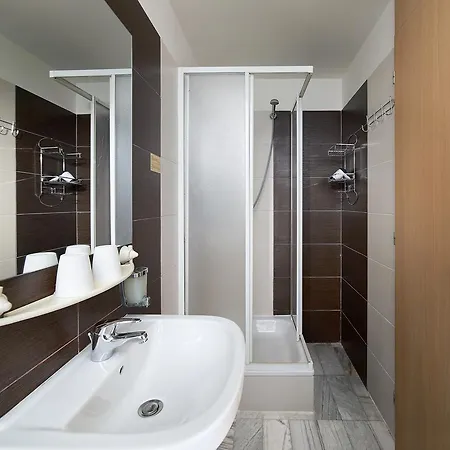 Ankora Hotel 3*