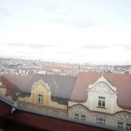 Loft With Amazing Terrace Apartment Prague