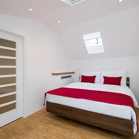 To Live Apartment Prague