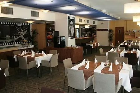 Academic & Congress Centre Hotel