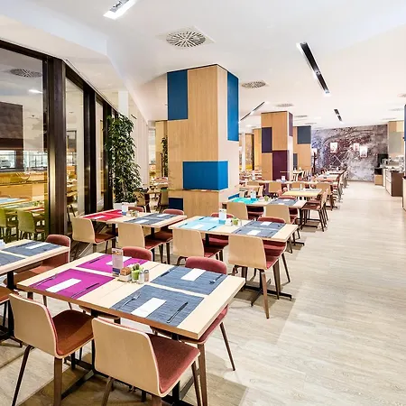 Otel Occidental 4*