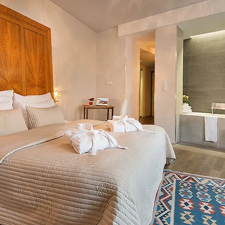 Design Neruda 4*