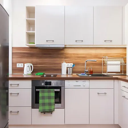 Chill Hill Apartment *