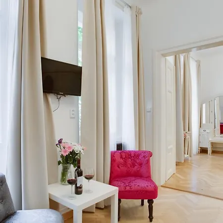 Siesta Apartament Praga