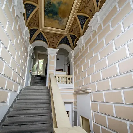 Apartment 3bdr Center Ruterra *