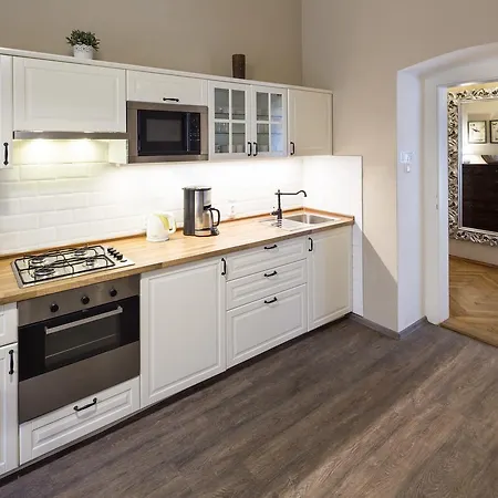 Apartment Dlouha 2ab *