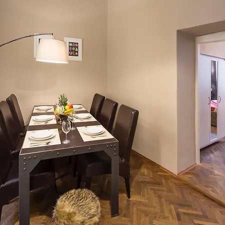 Apartment Dlouha 2ab
