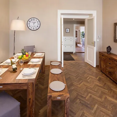 Apartment Dlouha 2ab