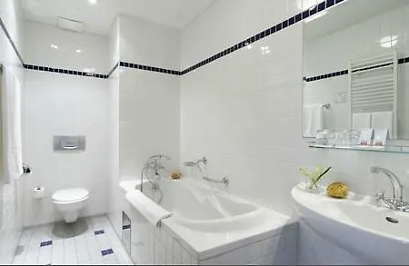 Hotel Axa