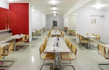 Axa 3* Praha