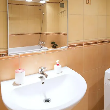 Modern Opatovicka Apartment *