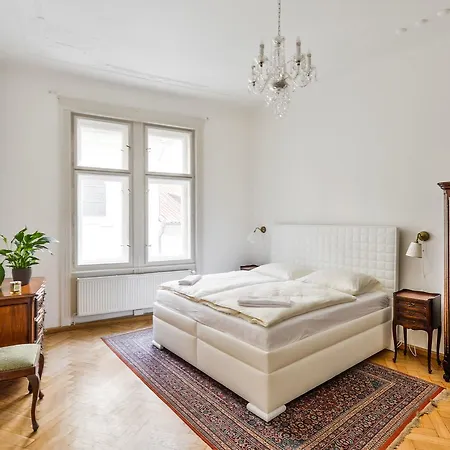 Old Town Apartamento