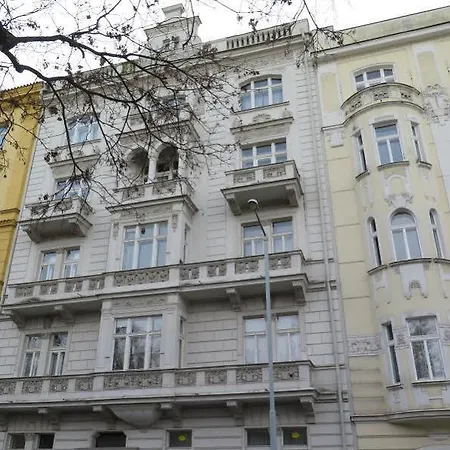 Na Smetance Aparthouse Hotel Prague