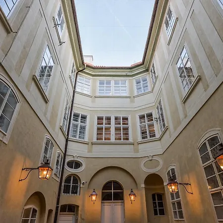 Aparthotel Lazenska N4