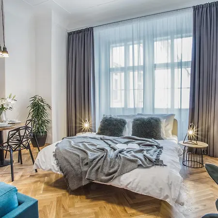 Aparthotel Lazenska N4