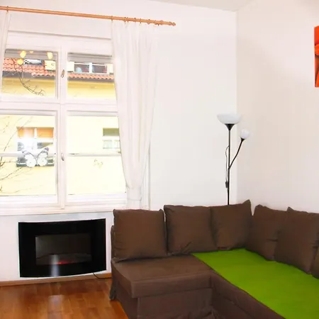 Pod Zvonarkou Apartment *