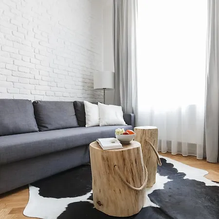 28. Pluku