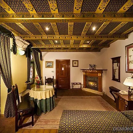 U Pava Hotel 4*
