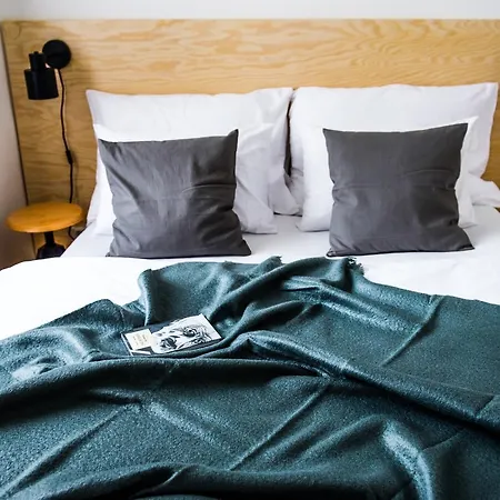Aparthotel Lazenska N4 4*