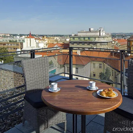 Mamaison Downtown 4*