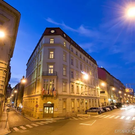 Hotel Exe Park 3*