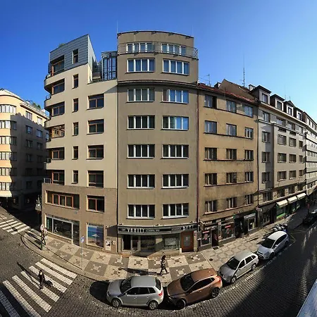 Bene 3* Praga