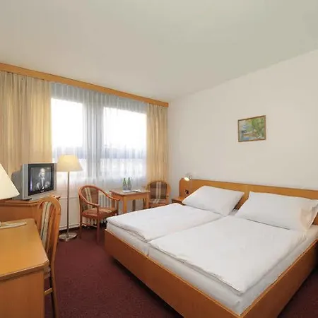 Congress & Wellness Olsanka Otel 4*