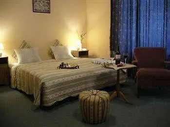 Columbo Hotel 3*