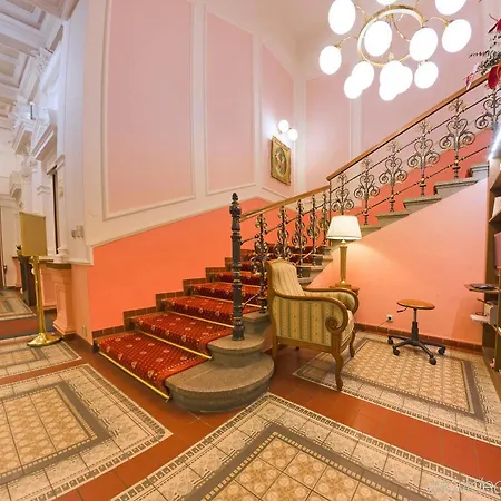 Boutique Seven Days 4* Prague