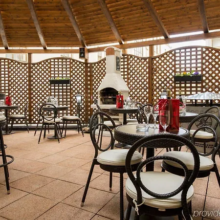 Отель Boutique Seven Days 4*