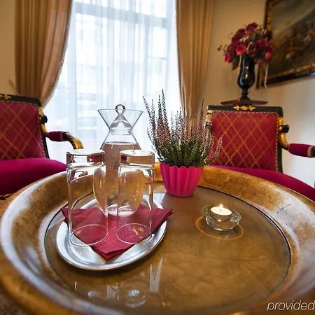 Szálloda Ea Embassy 4*