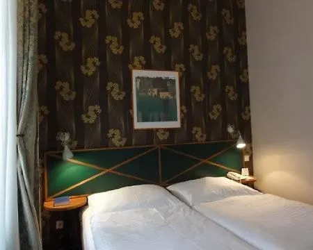 Mala Strana Hotell