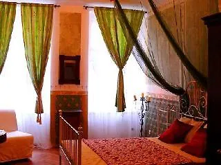 Old Time Hotel