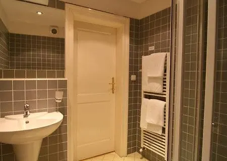 Hotel Mostecka 12