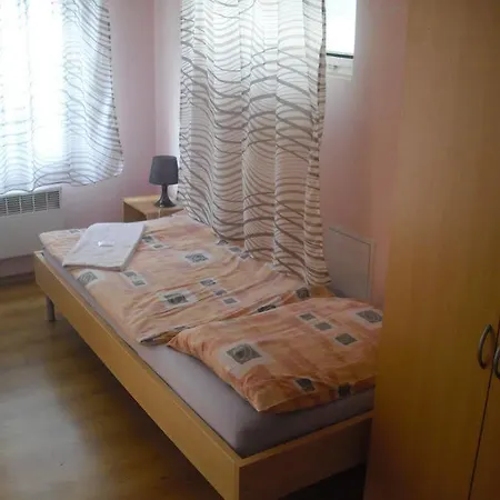 Nová Hospoda - Hotel&restaurant Hotel Praha