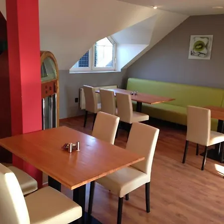 Nová Hospoda - Hotel&restaurant Hotel Praha