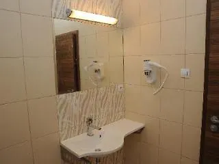 1.republic Hotel 4*