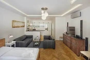 Apartment Selinor Old Town Prague