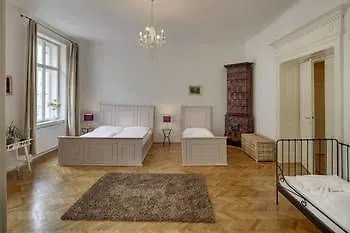 Selinor Old Town Apartment *