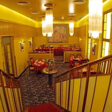Ea Royal Esprit 4*