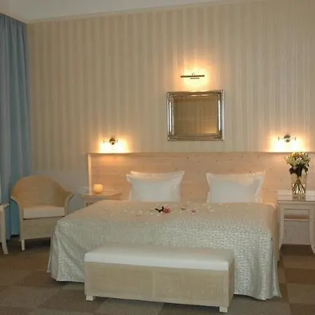 فندق يونيتاس 4*