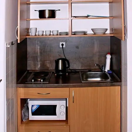 Hostel Jarov Iii. F *