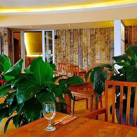 St. Tropez 4* Prag