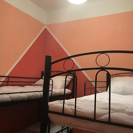 Flora Hostel *