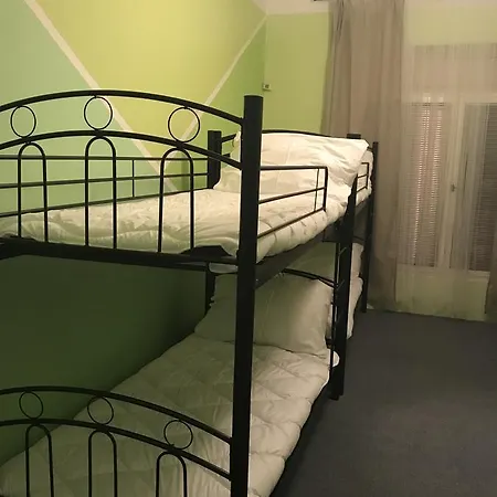 Flora Hostel *