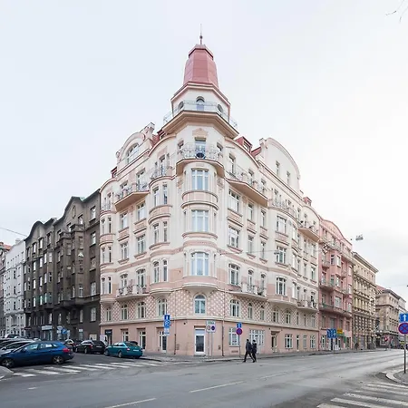 Zborovska Prague